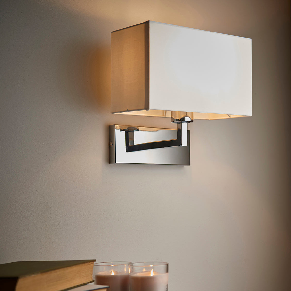 Chrome plate & white fabric