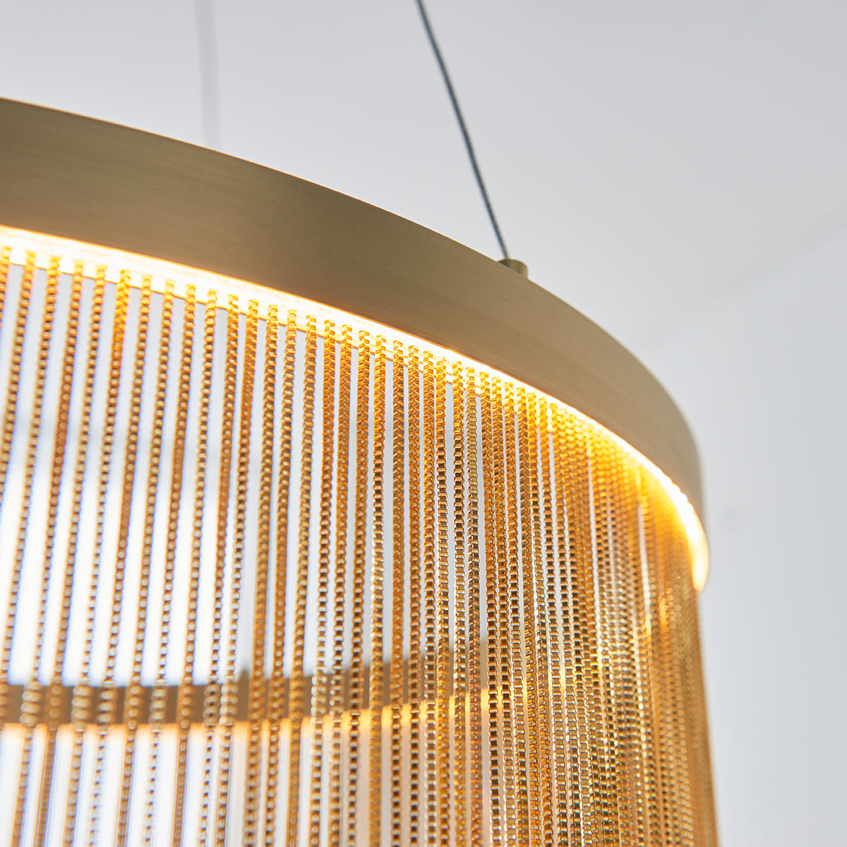 Satin brass plate & gold effect chain