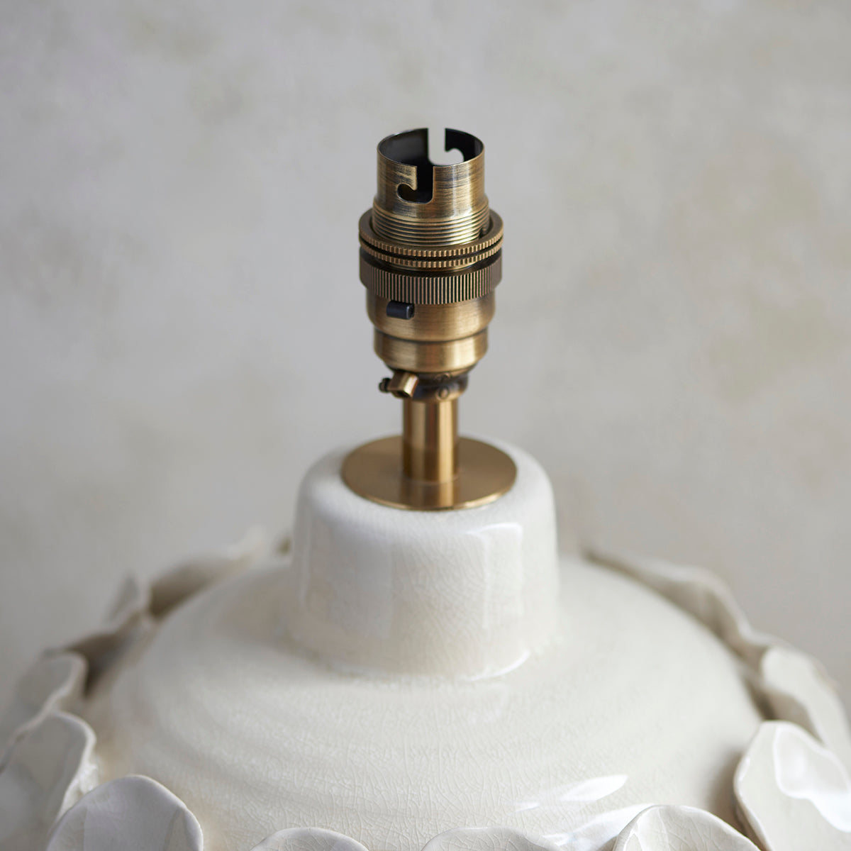 Ivory crackle glaze & brushed aged brass plate