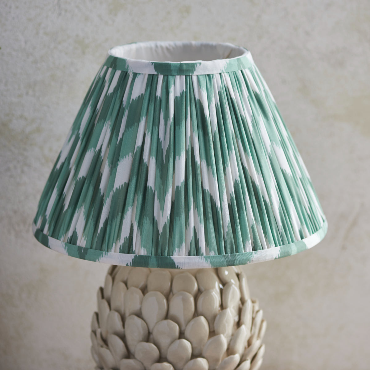 Ivory Crackle Glaze & Cotswold Green Fabric