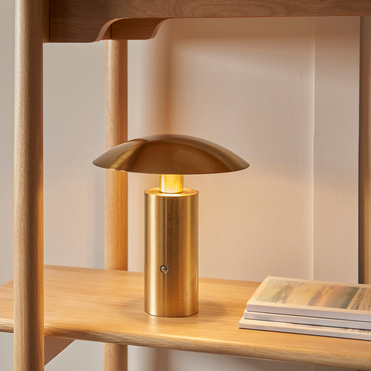 Sundale Rechargeable Table Light