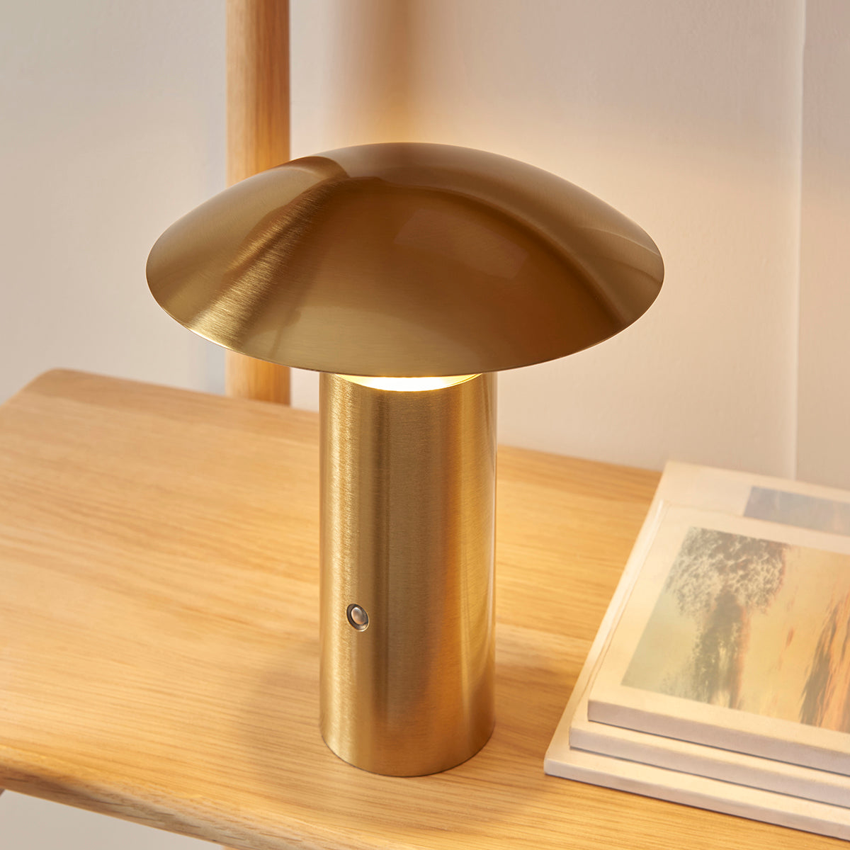 Sundale Rechargeable Table Light