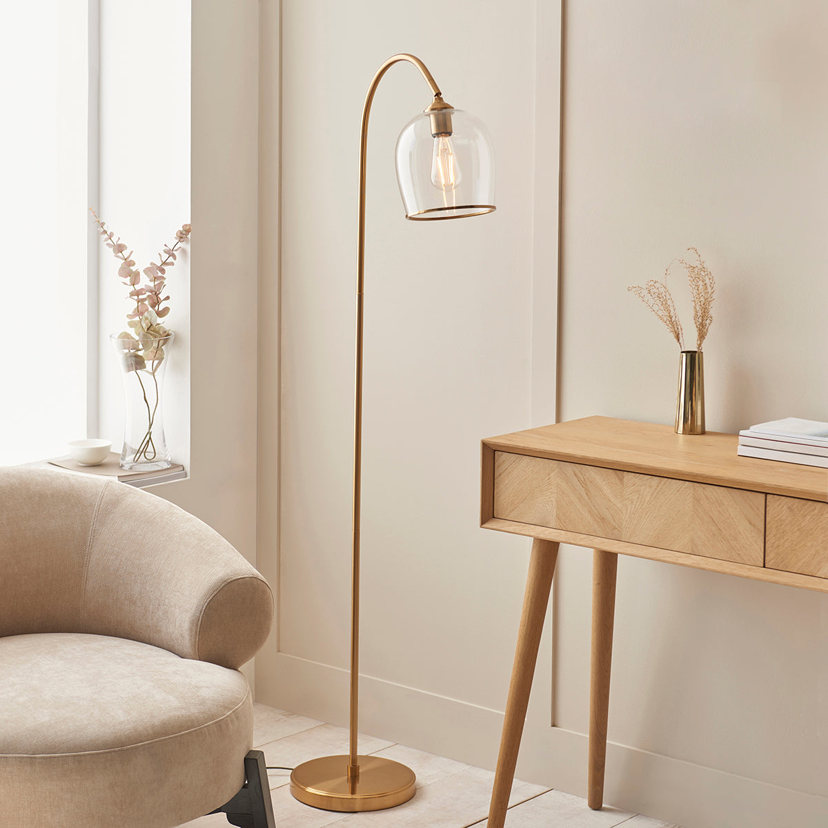 Ashton Floor Light