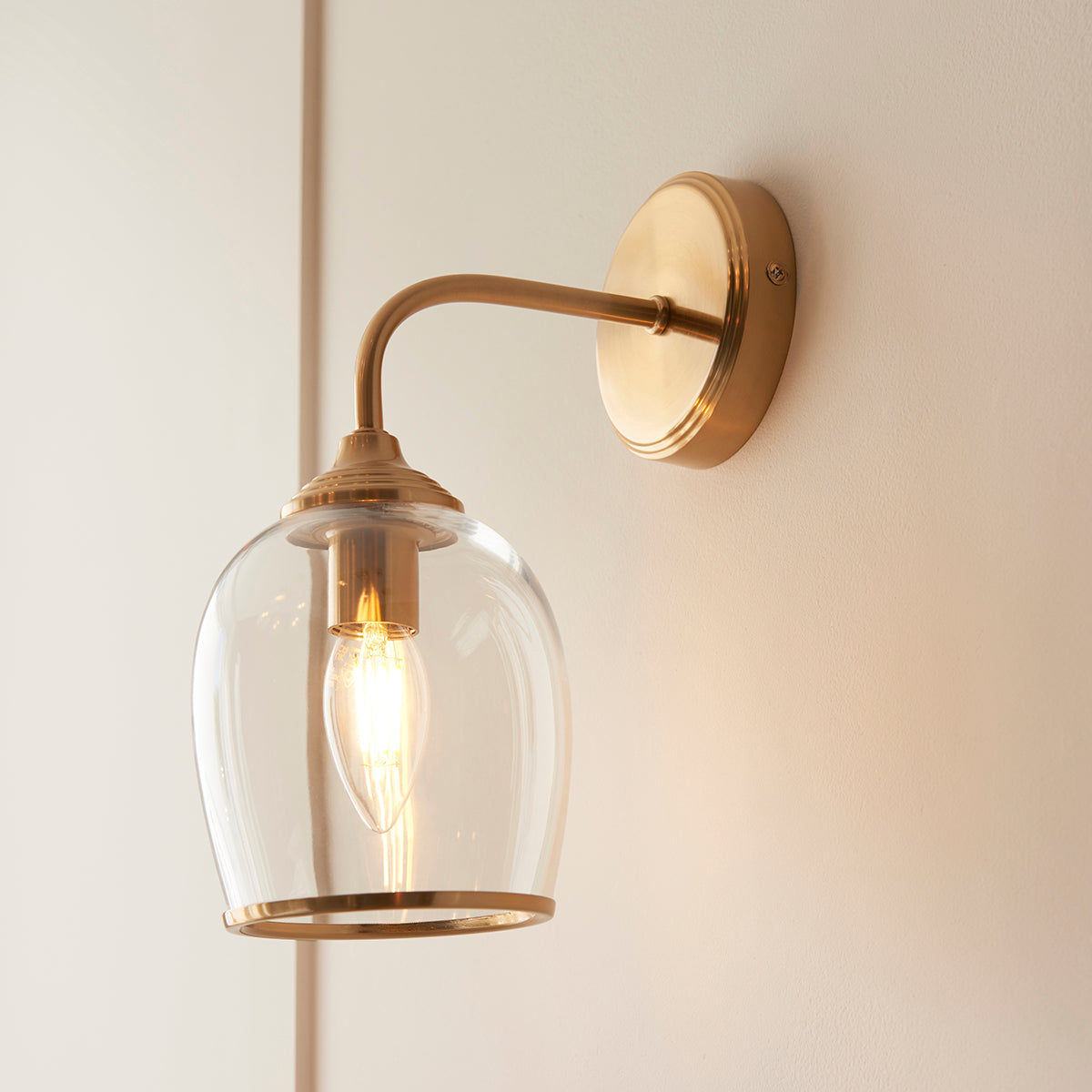 Ashton Wall Light