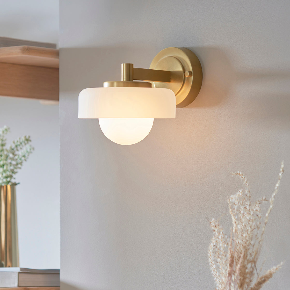 Bosse Wall Light