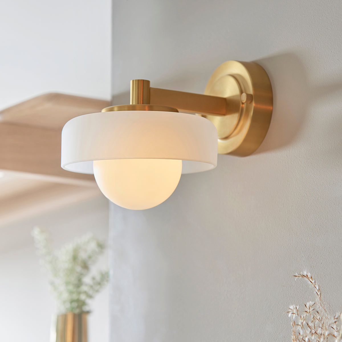 Bosse Wall Light