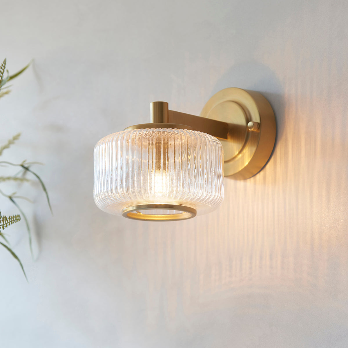 Stanfield Wall Light
