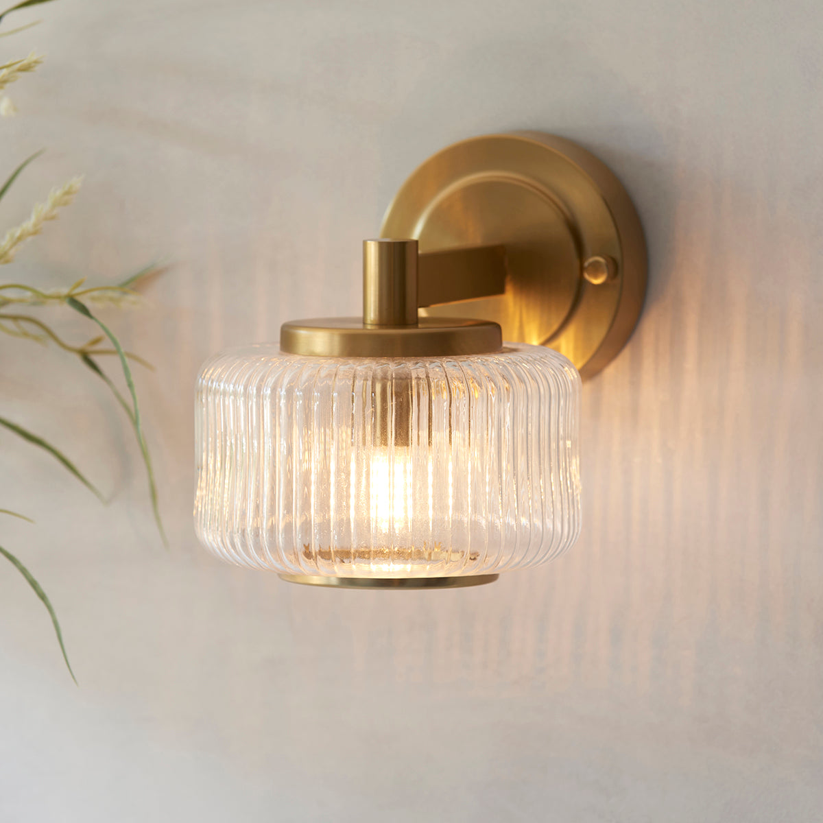 Stanfield Wall Light