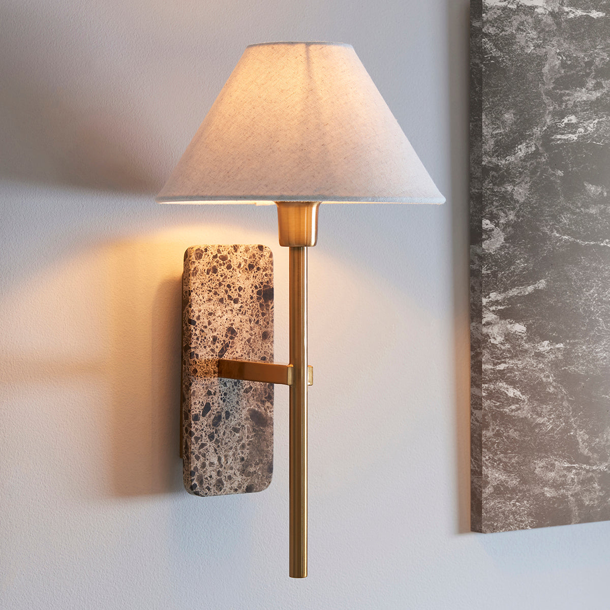 Dark Brown Emperador Marble & Vintage Brass With Natural Linen