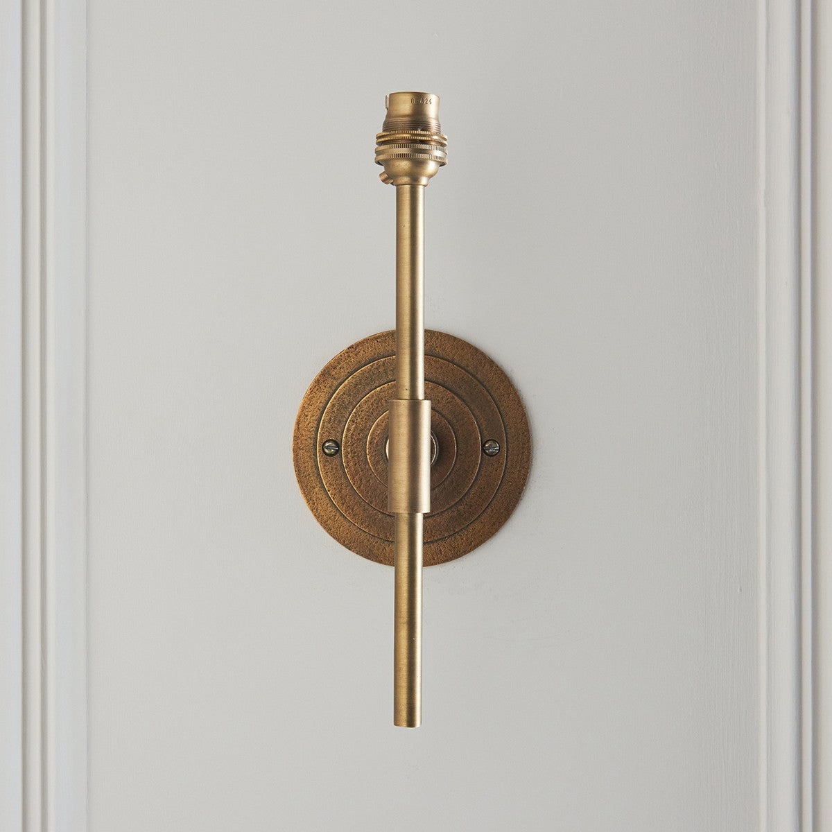 Radial Alto Vintage Wall Light in Antique Brass and Artisan Sand Casting
