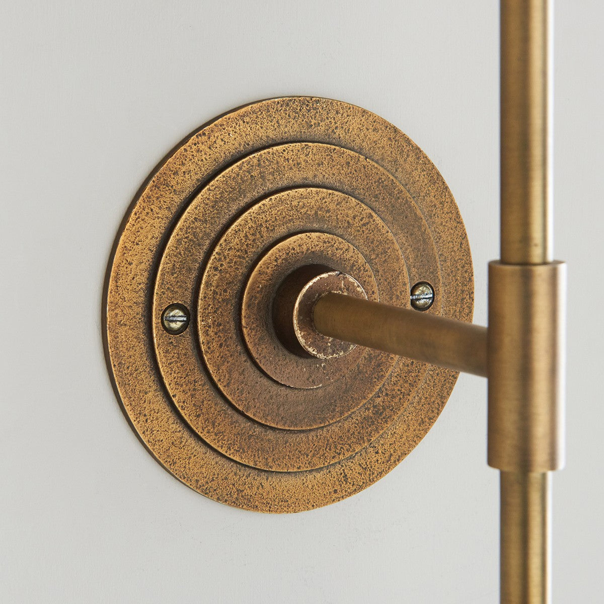 Radial Alto Vintage Wall Light in Antique Brass and Artisan Sand Casting