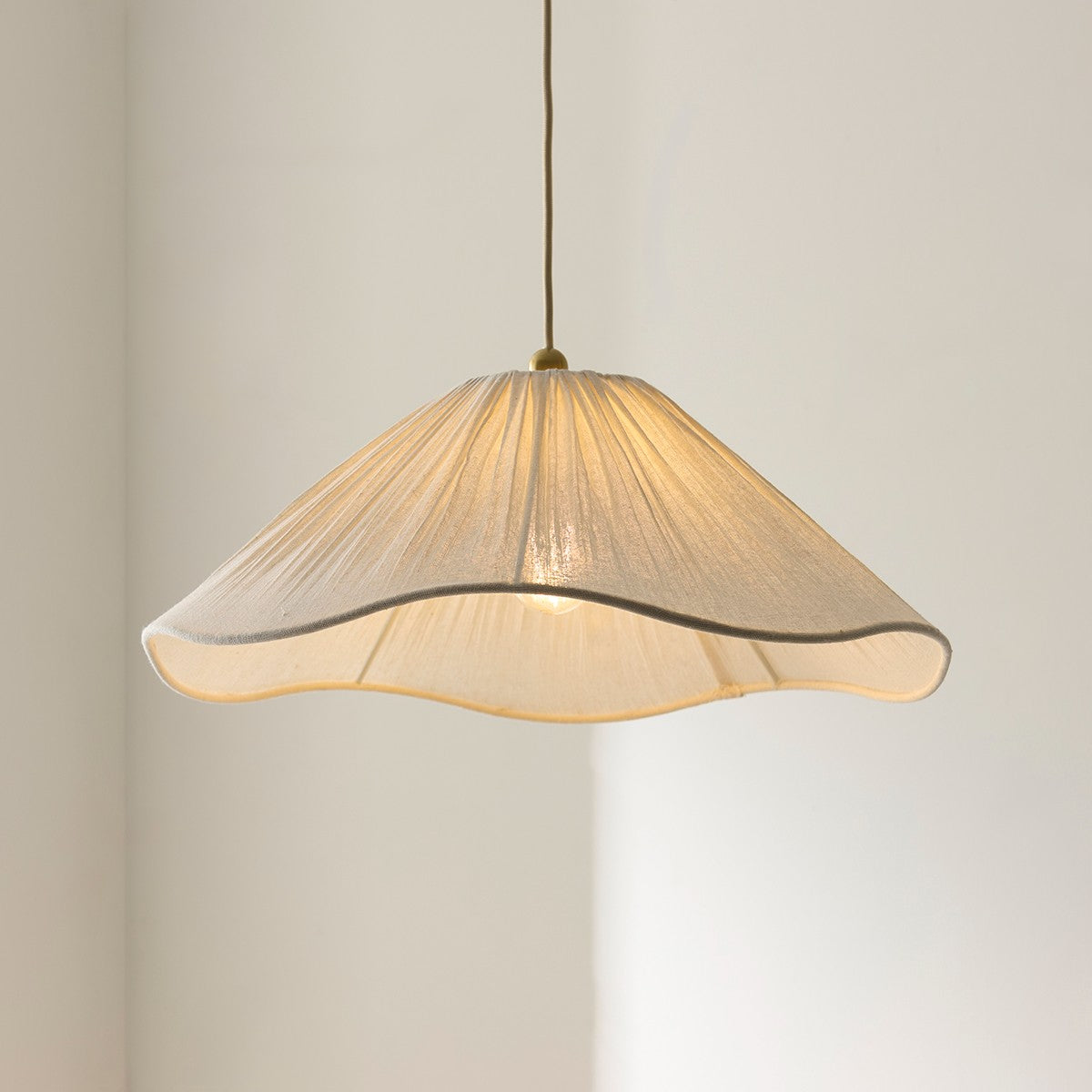 Ivetta Scalloped Shade Vintage Pendant Light in Brushed Brass