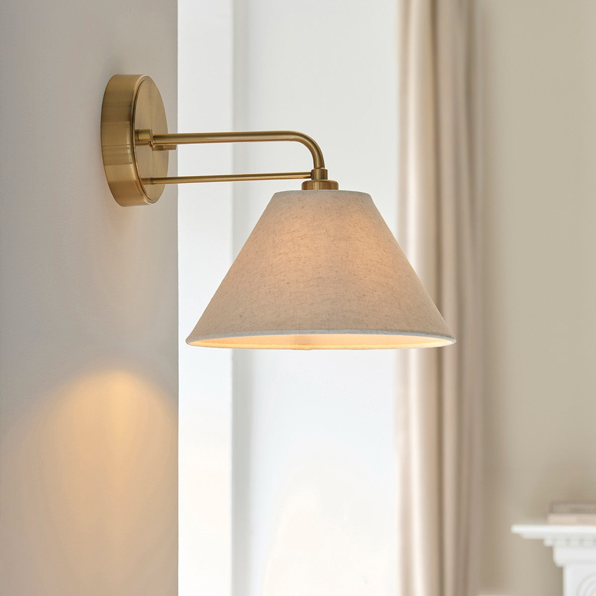 Wallmere Sconce Light in Brushed Brass with Natural Linen Lampshade