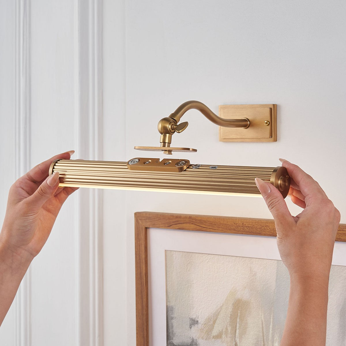 Kindra Battery Powered Picture Light in Warm Brass Finish