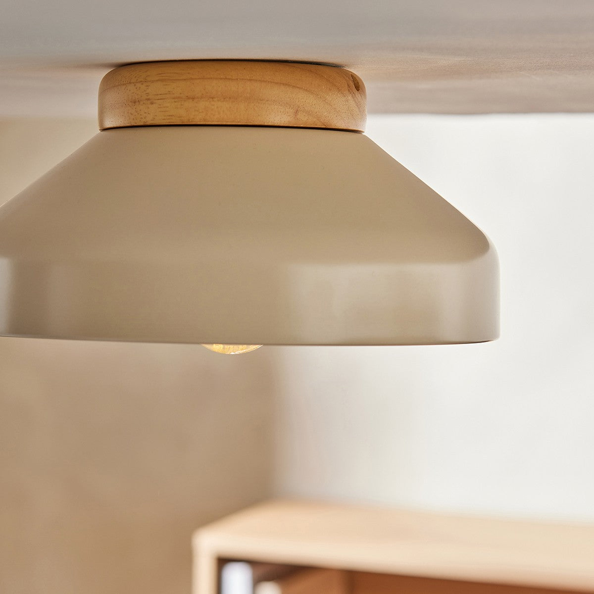 Cream & Natural Wood