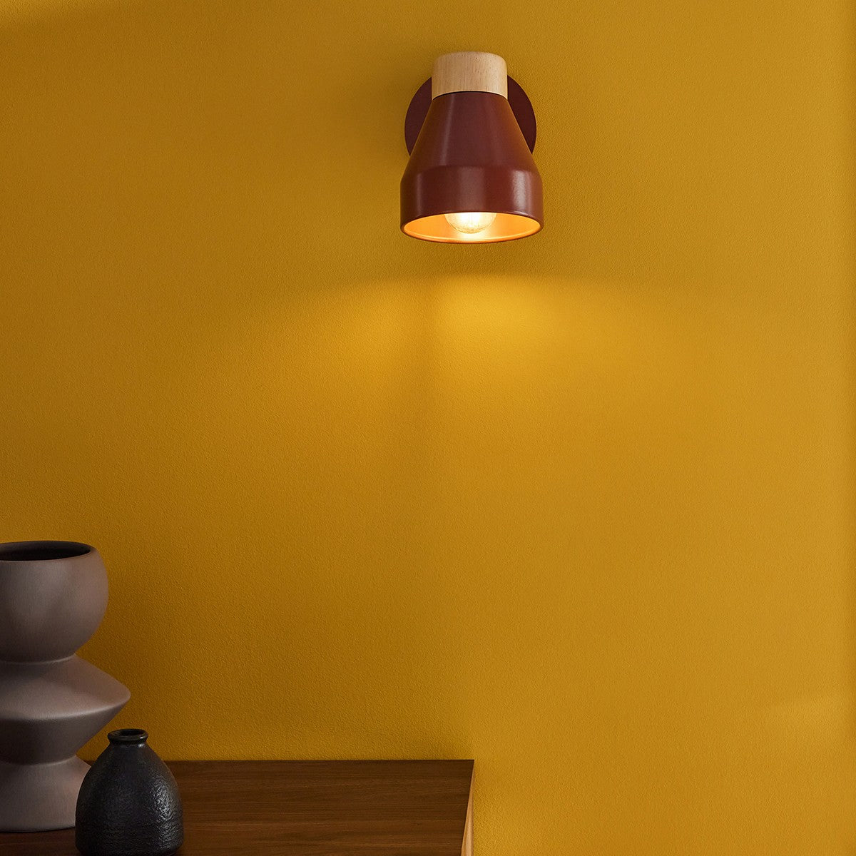 Terracotta & Natural Wood