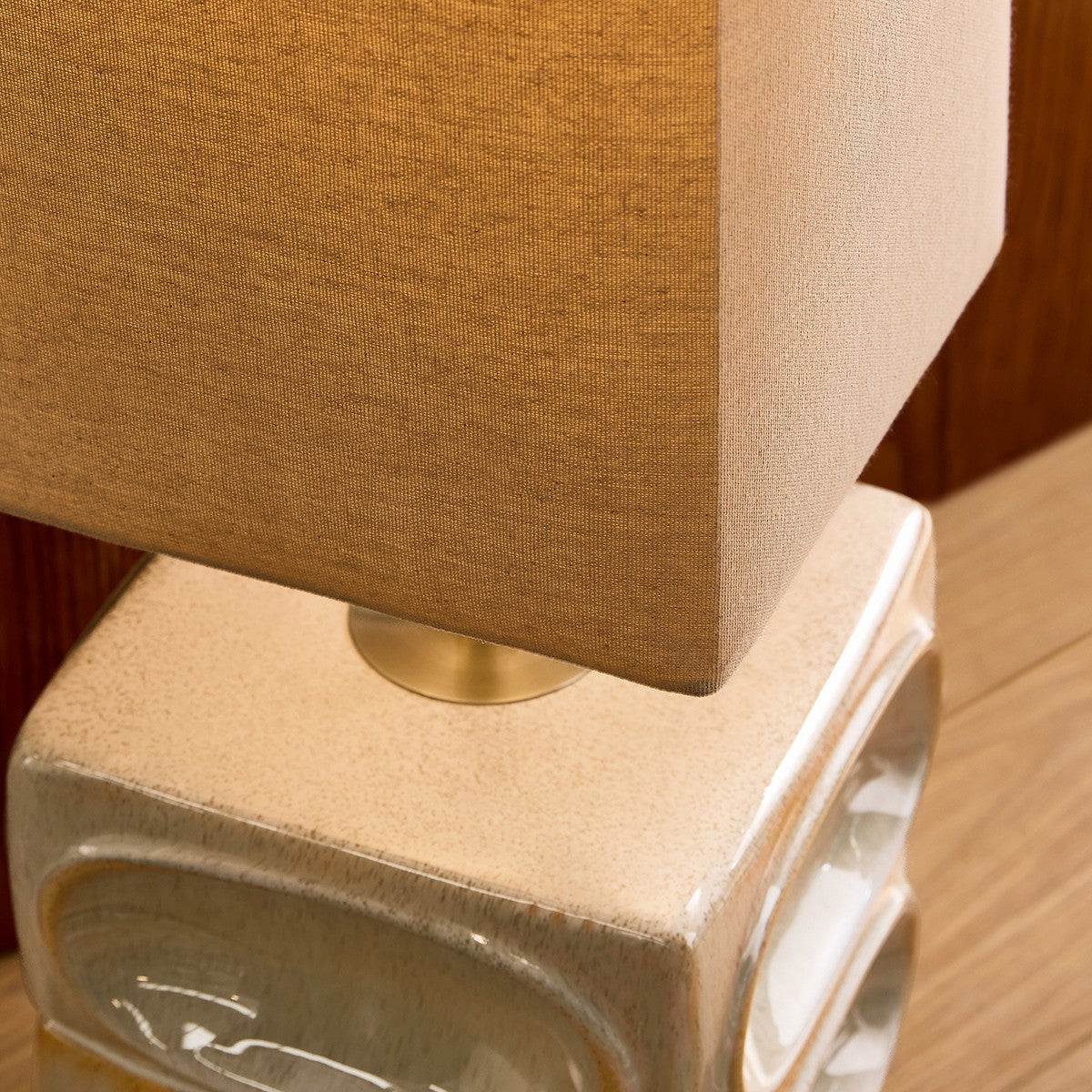 Cream Reactive Glaze & Natural Faux Linen