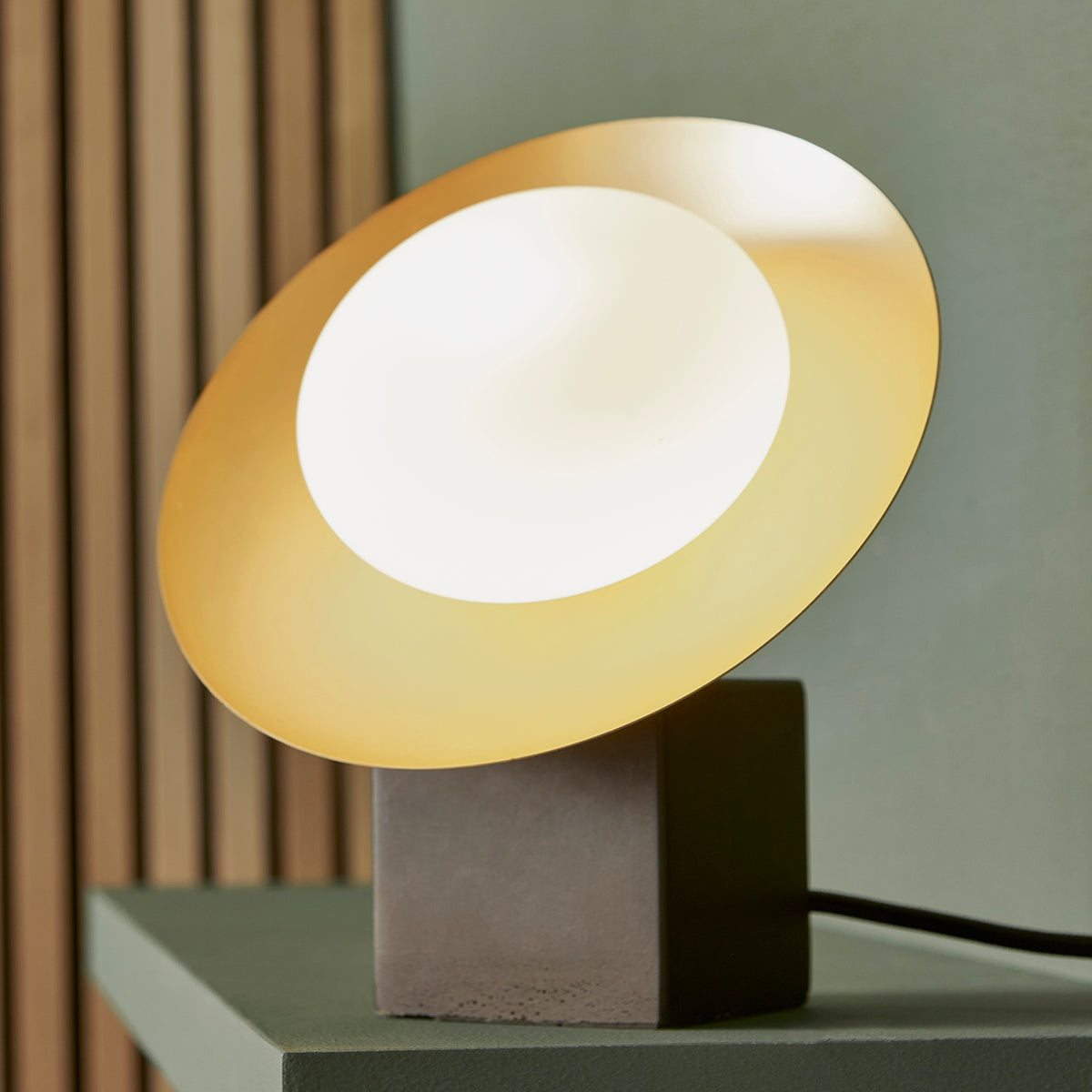 Tabernas Table Lamp in Gold
