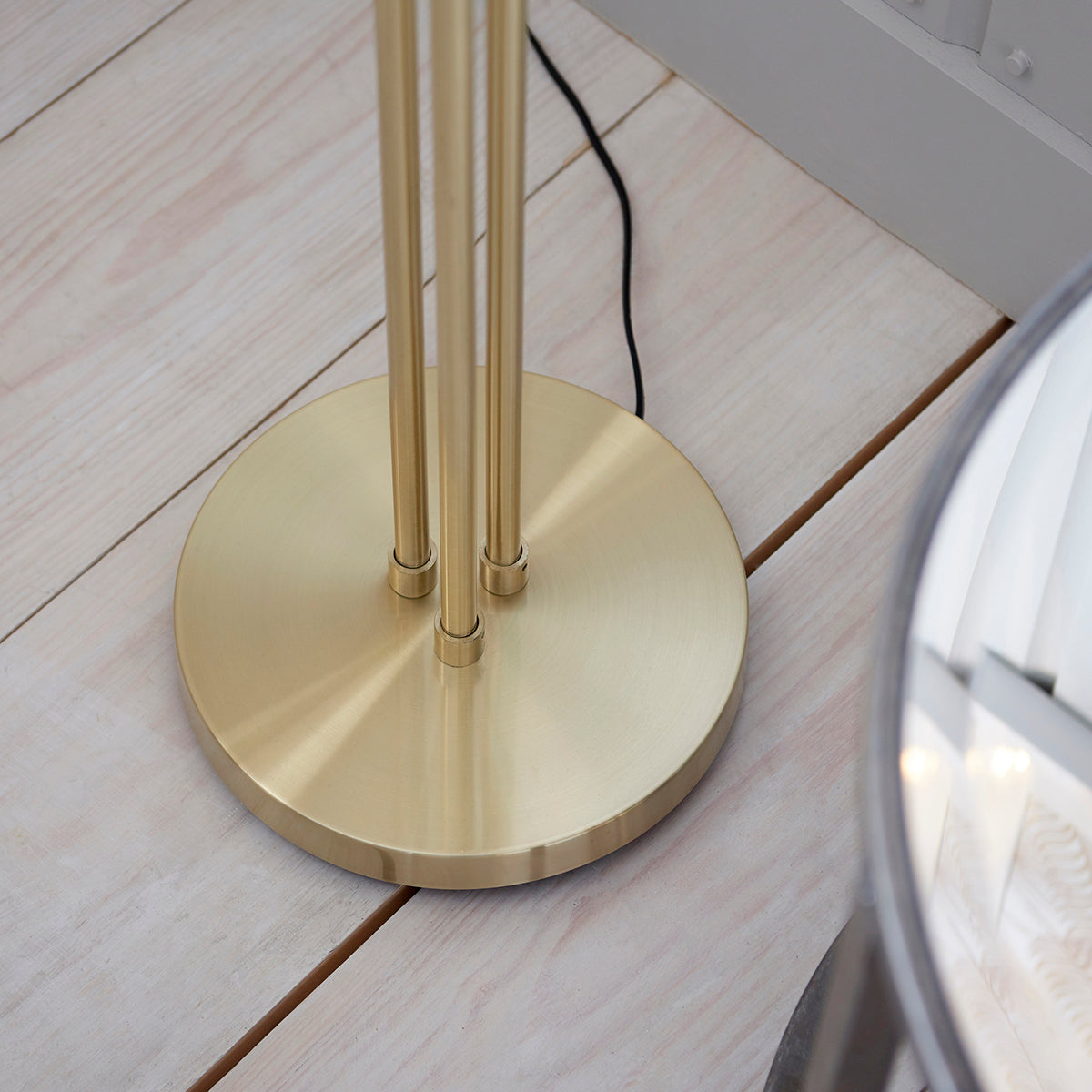 Ripple Floor Lamp in Brushed Brass