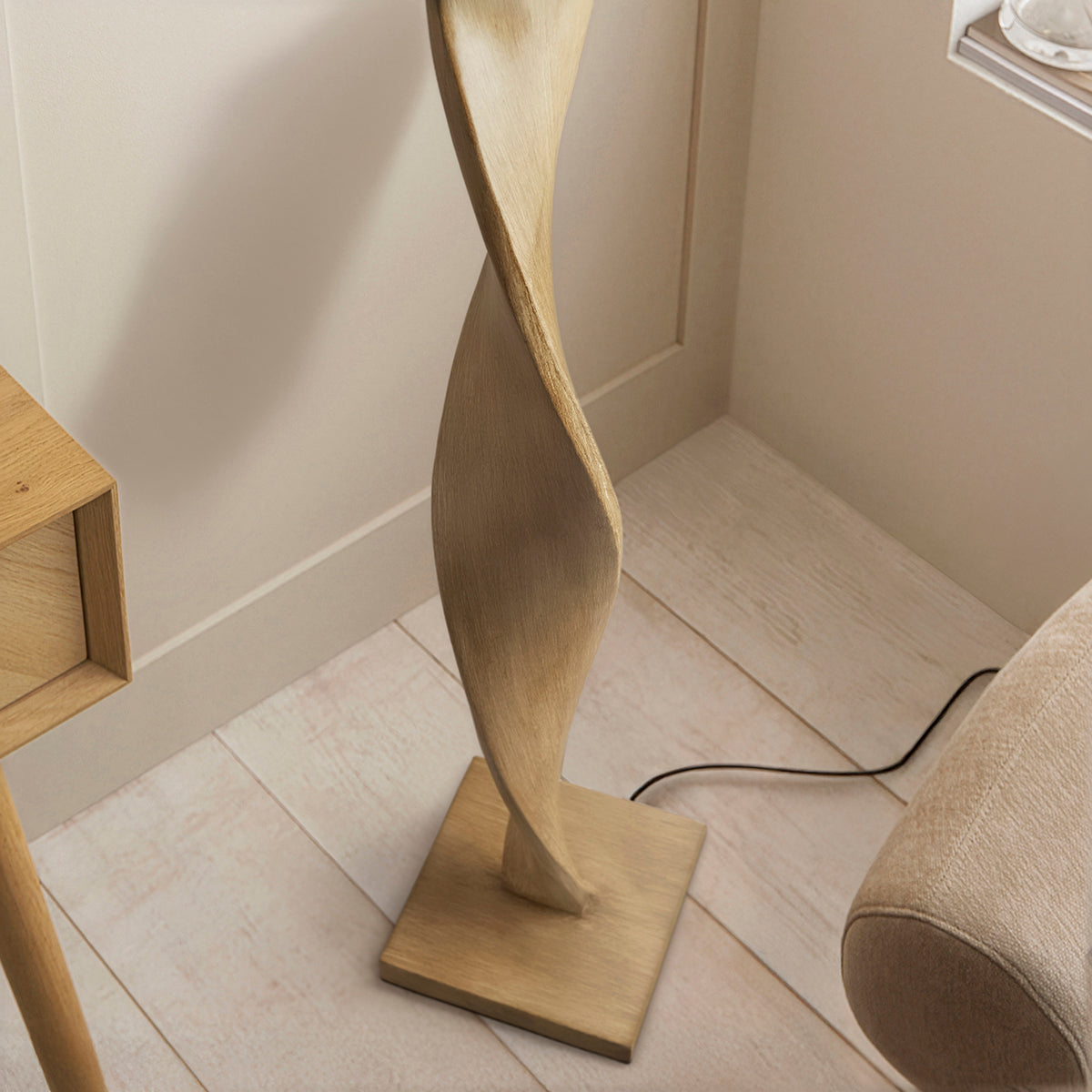 Twisted Floor Lamp in Oak