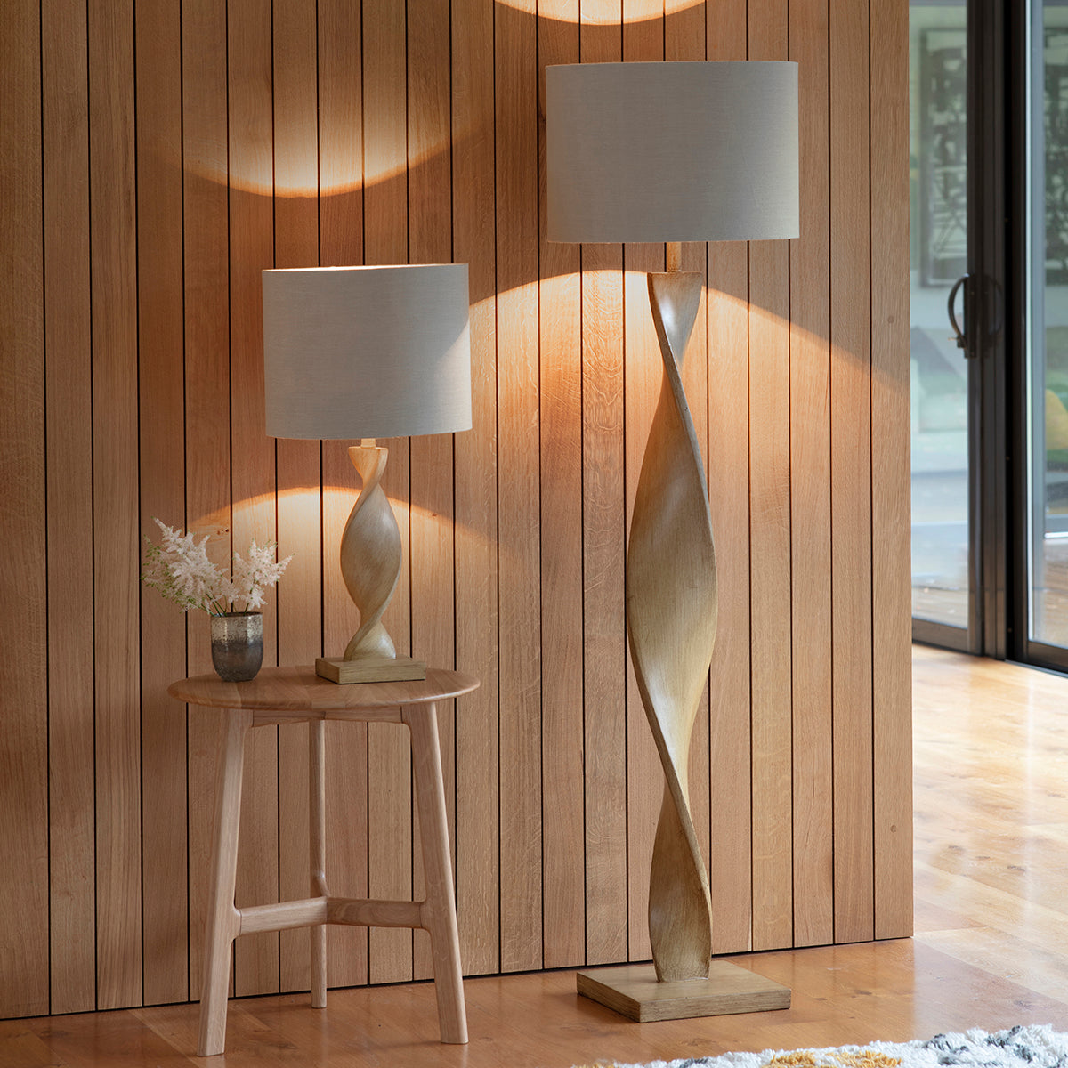 Twisted Floor Lamp in Oak