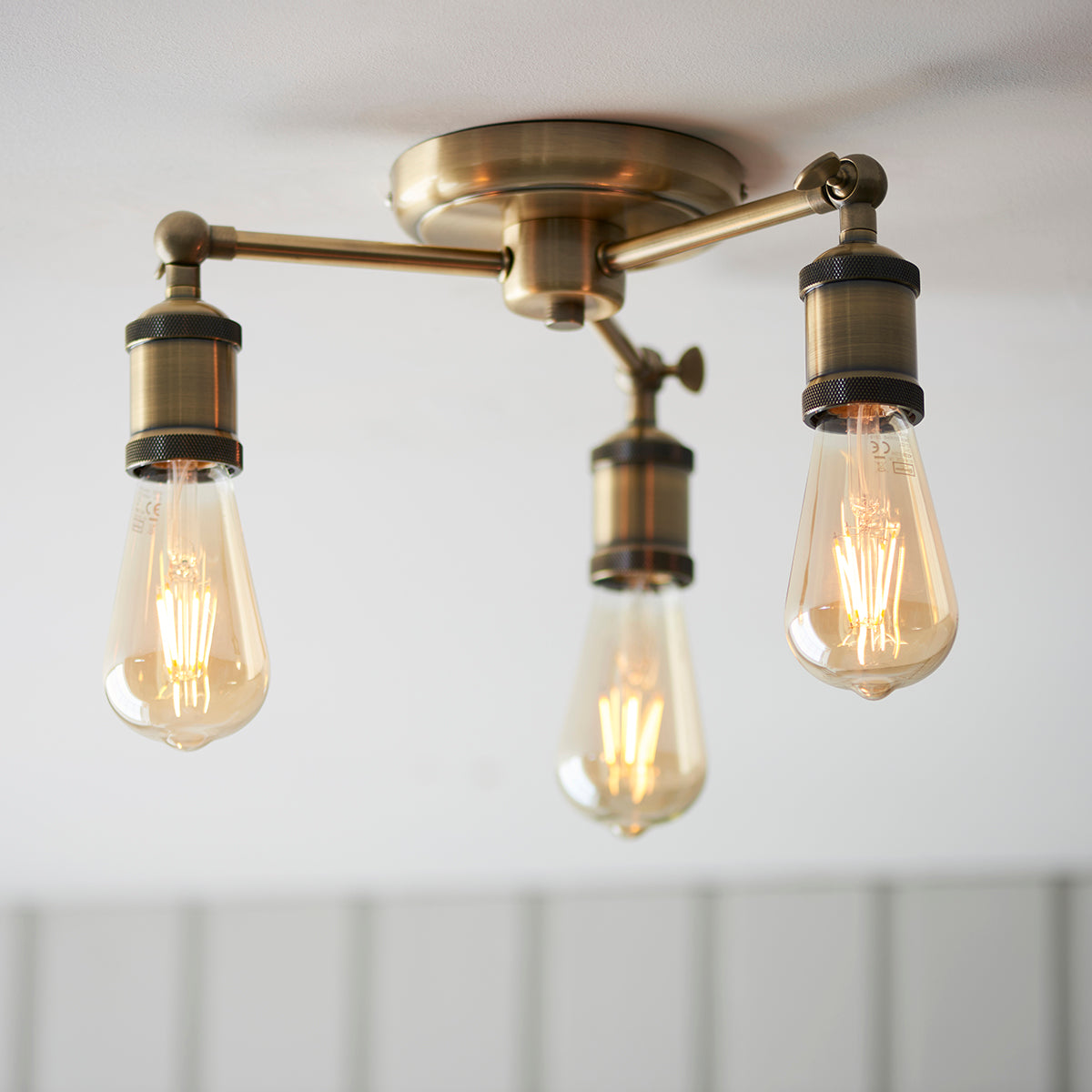 Brass 3 Light