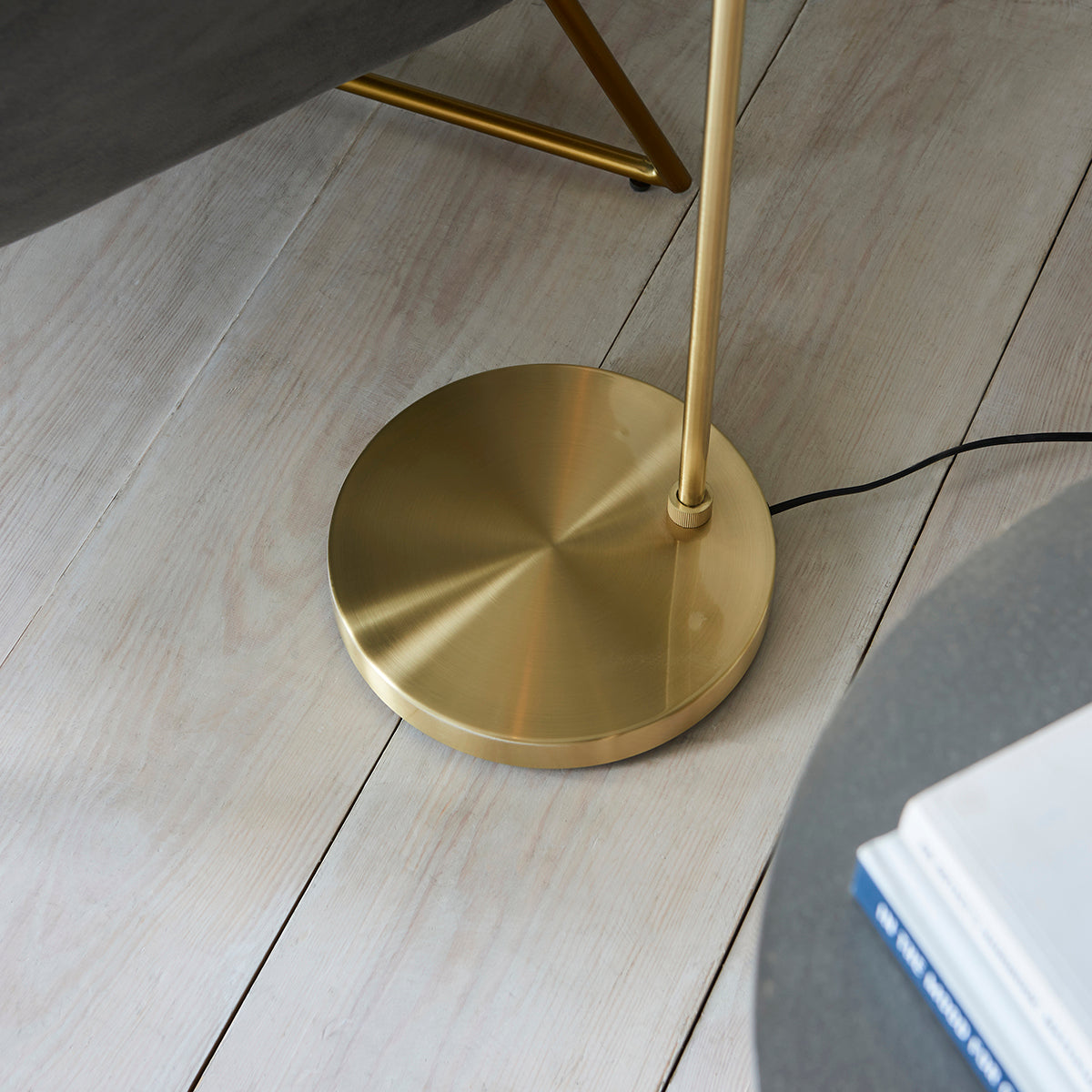 Ripple Champagne Lustre Floor Lamp in Satin Brass