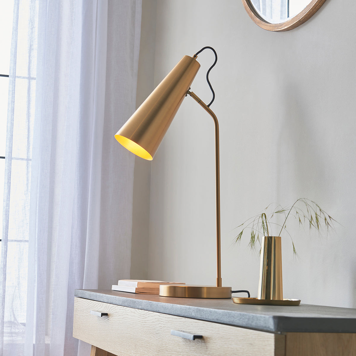 Kai Table Lamp in Warm Antique Brass