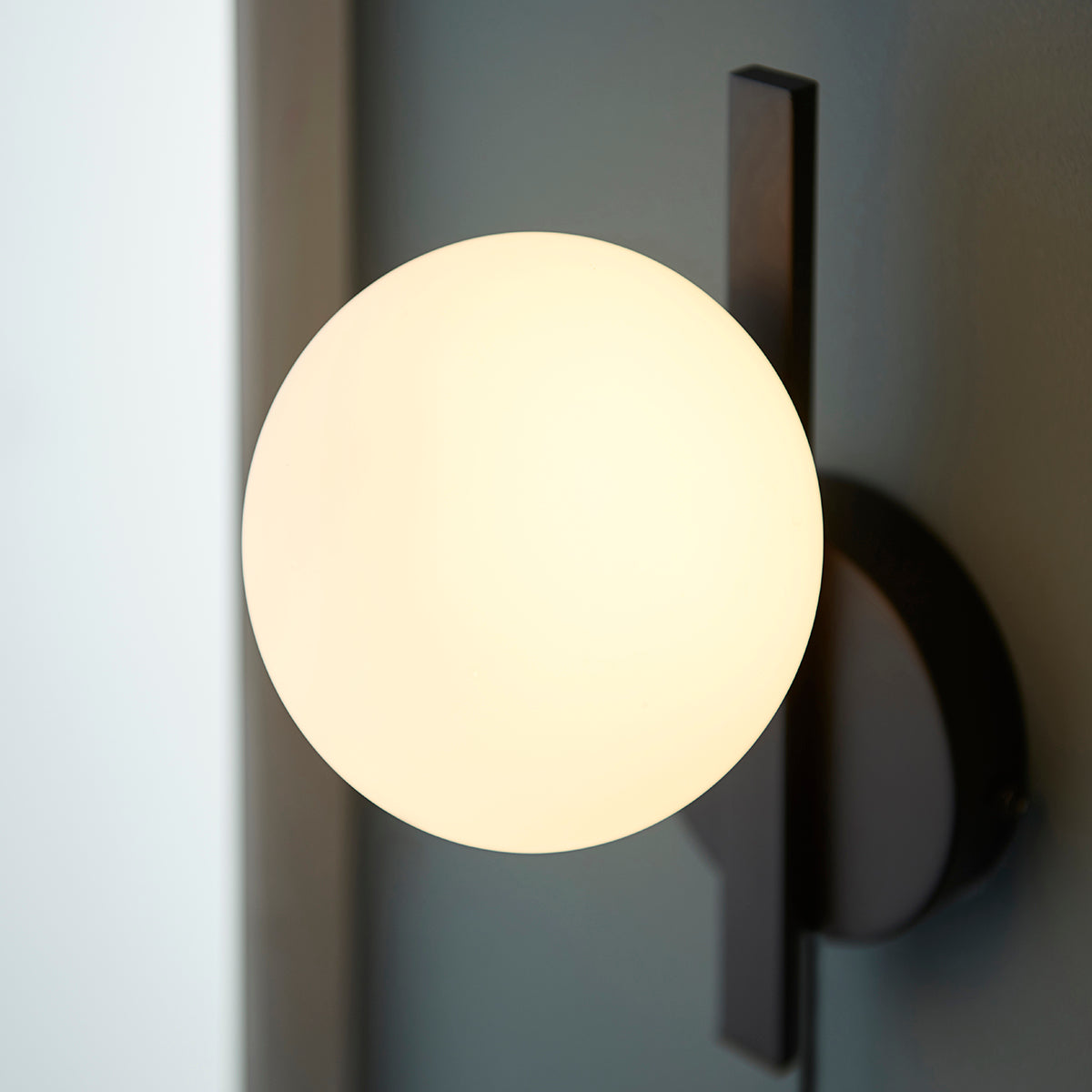 Matt black & matt opal glass