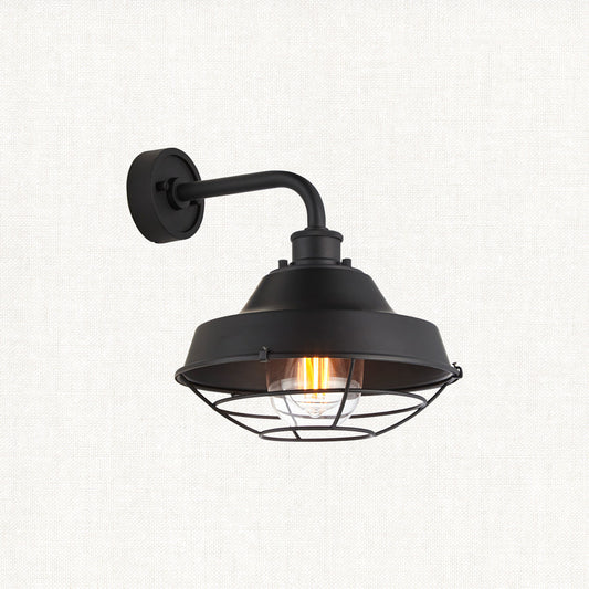 Textured & matt black