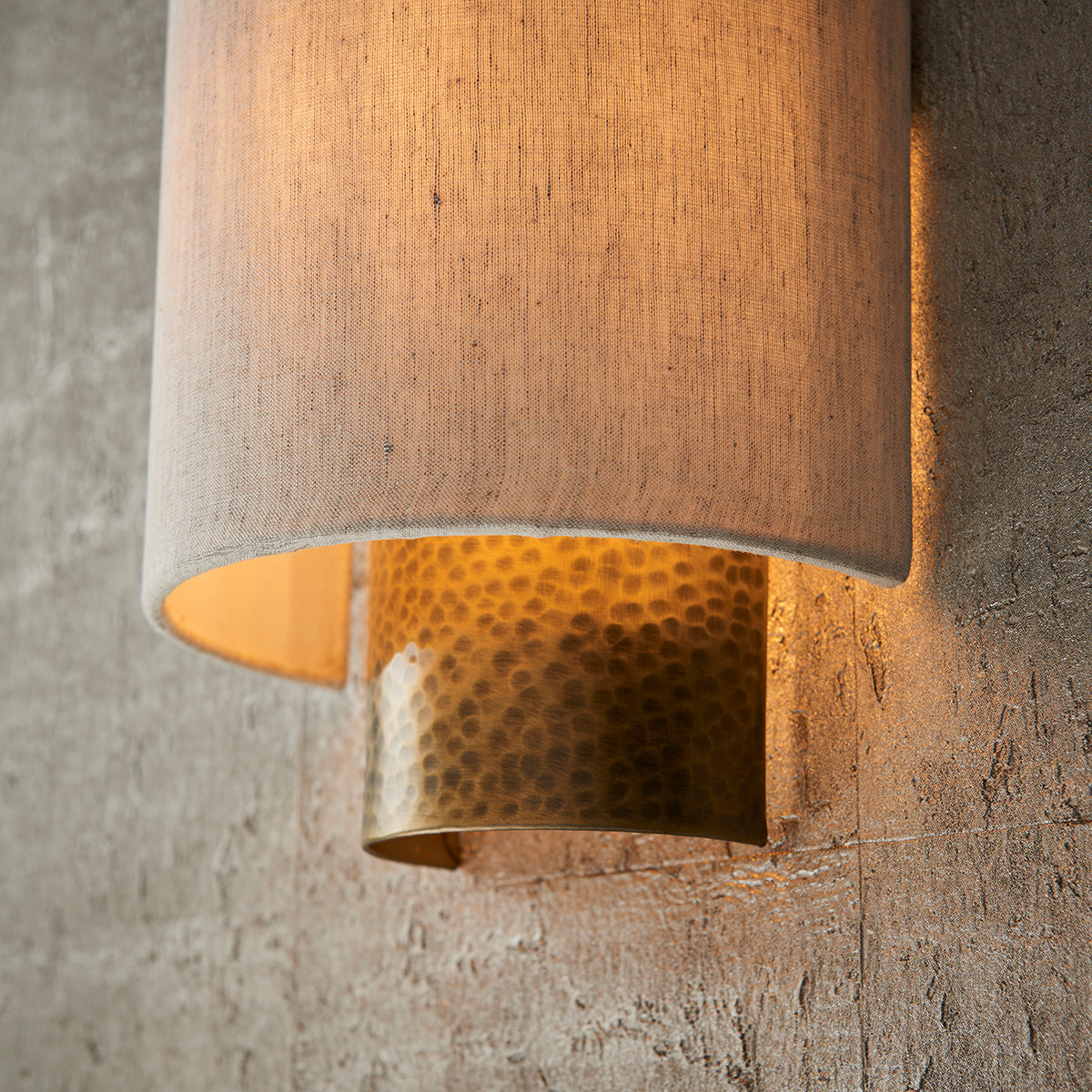 Isaac Wall Light in Hammered Bronze